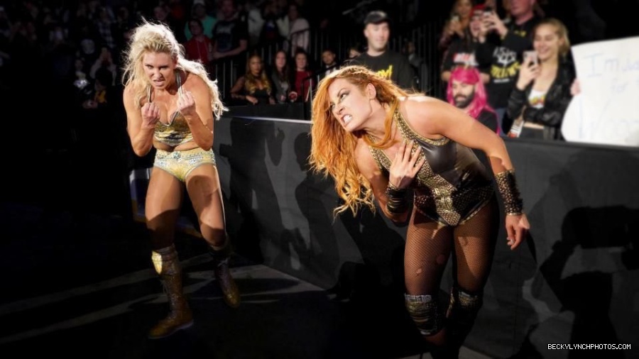 BeckyLynchWWE-1188908290991939585-20191028_150000-img1.jpg