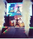 BeckyLynchWWE-0782451446318964736-20161002_002536-img1.jpg