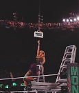 BeckyLynchWWE-1008517521387991041-20180617_201129-img1.jpg