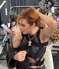 BeckyLynchWWE-1557952969009598467-20220811_235147-img1.jpg