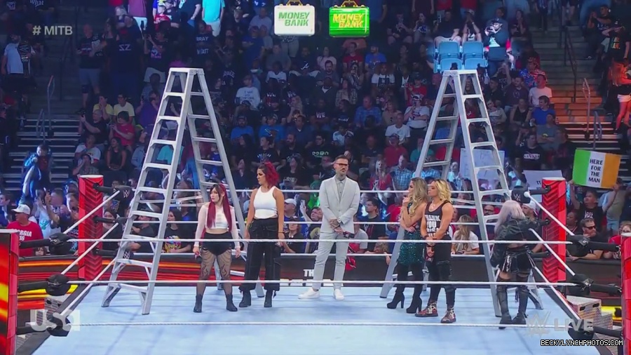 WWE_Monday_Night_Raw_2023_06_26_720p_HDTV_x264-NWCHD_mp41271.jpg