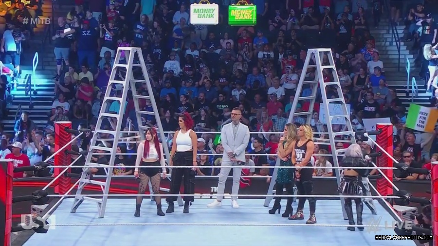 WWE_Monday_Night_Raw_2023_06_26_720p_HDTV_x264-NWCHD_mp41272.jpg