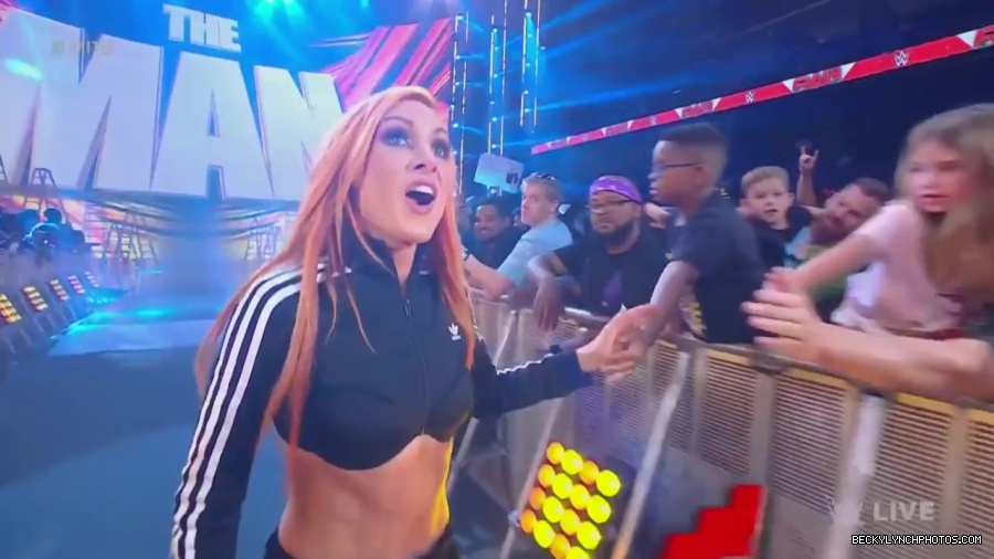 WWE_Monday_Night_Raw_2023_06_26_720p_HDTV_x264-NWCHD_mp41283.jpg