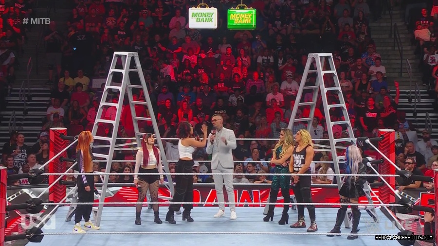 WWE_Monday_Night_Raw_2023_06_26_720p_HDTV_x264-NWCHD_mp41324.jpg