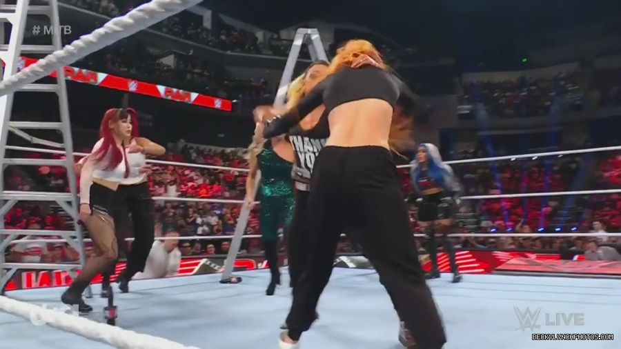 WWE_Monday_Night_Raw_2023_06_26_720p_HDTV_x264-NWCHD_mp41566.jpg