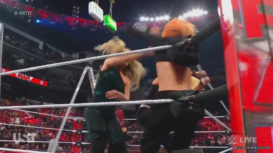 WWE_Monday_Night_Raw_2023_06_26_720p_HDTV_x264-NWCHD_mp41568.jpg