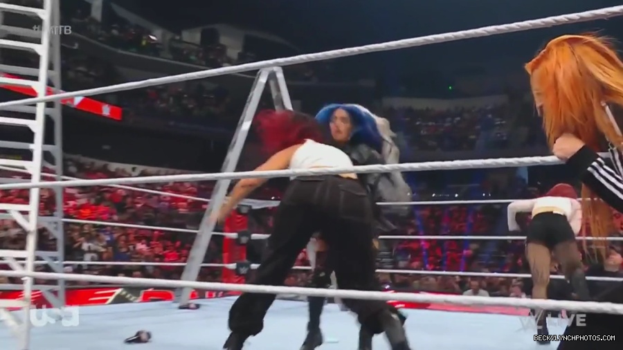 WWE_Monday_Night_Raw_2023_06_26_720p_HDTV_x264-NWCHD_mp41599.jpg