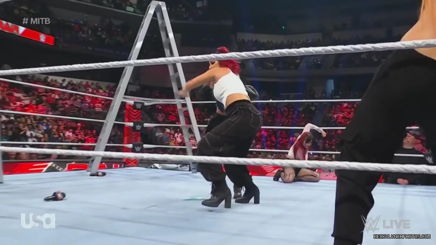 WWE_Monday_Night_Raw_2023_06_26_720p_HDTV_x264-NWCHD_mp41601.jpg