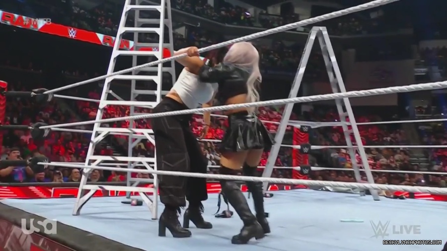 WWE_Monday_Night_Raw_2023_06_26_720p_HDTV_x264-NWCHD_mp41604.jpg