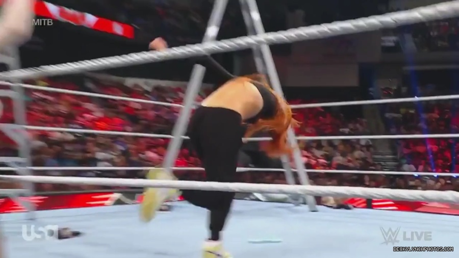 WWE_Monday_Night_Raw_2023_06_26_720p_HDTV_x264-NWCHD_mp41624.jpg