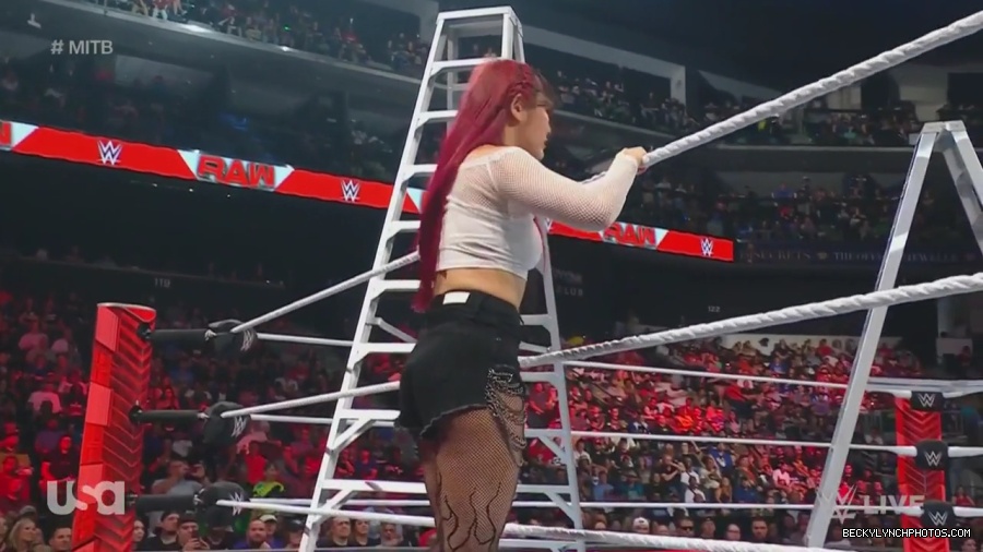 WWE_Monday_Night_Raw_2023_06_26_720p_HDTV_x264-NWCHD_mp41627.jpg