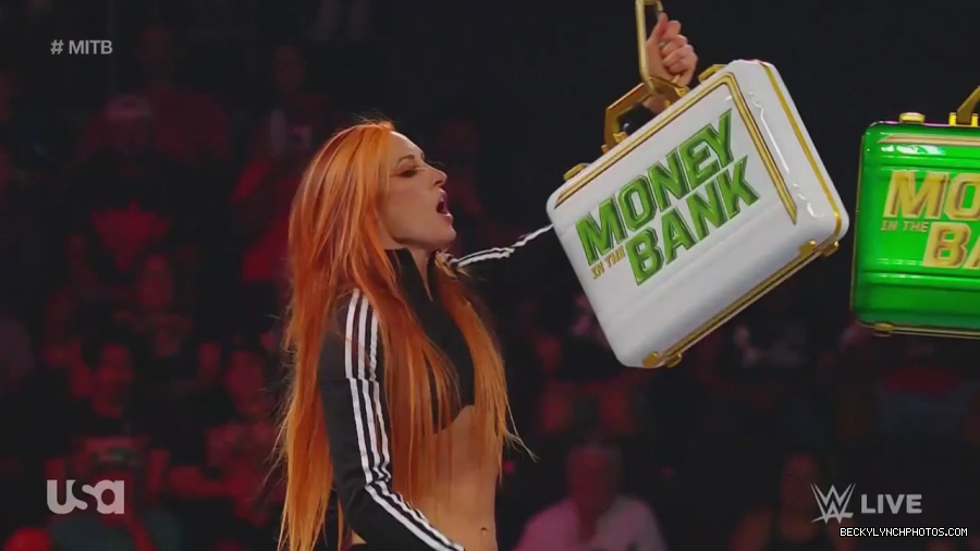 WWE_Monday_Night_Raw_2023_06_26_720p_HDTV_x264-NWCHD_mp41649.jpg
