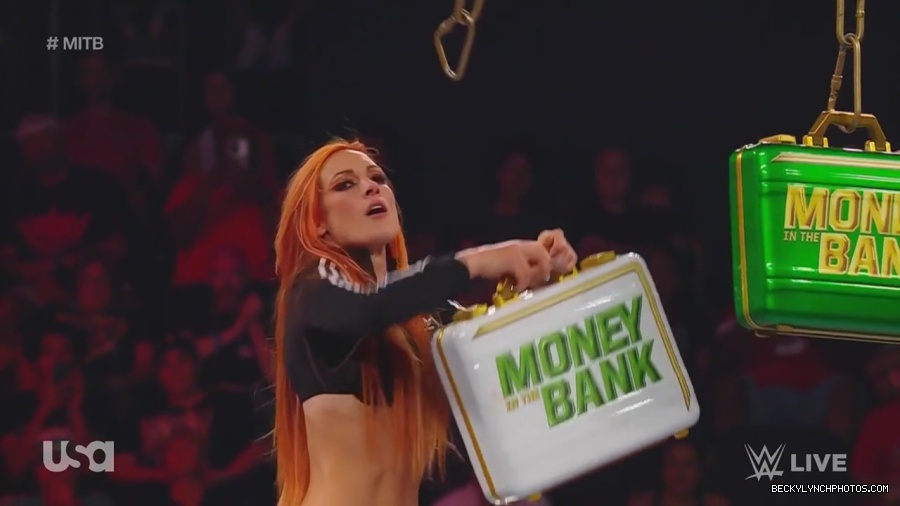 WWE_Monday_Night_Raw_2023_06_26_720p_HDTV_x264-NWCHD_mp41653.jpg