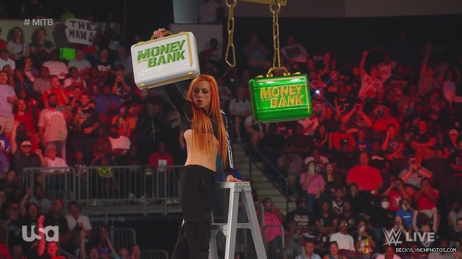 WWE_Monday_Night_Raw_2023_06_26_720p_HDTV_x264-NWCHD_mp41656.jpg