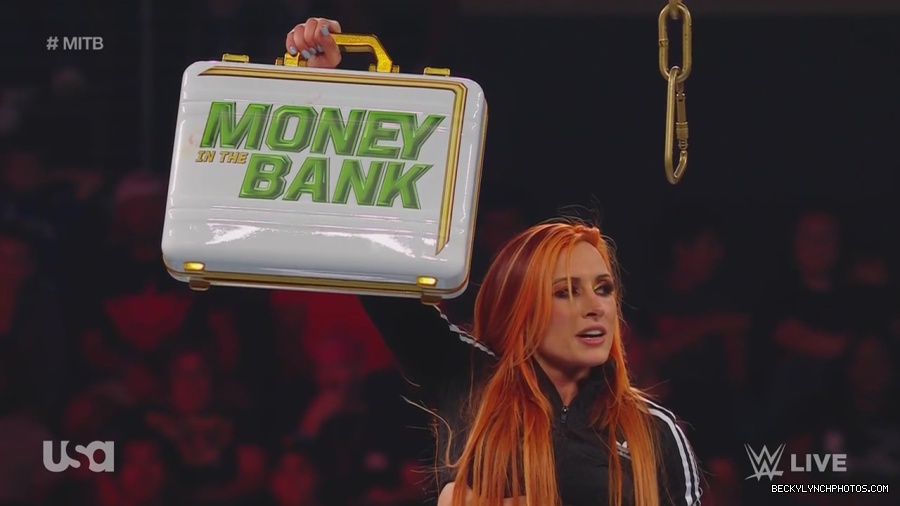 WWE_Monday_Night_Raw_2023_06_26_720p_HDTV_x264-NWCHD_mp41690.jpg