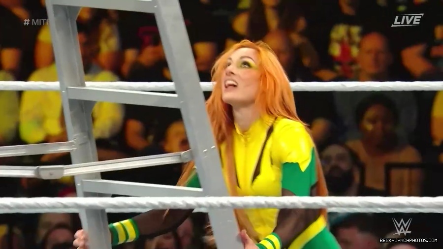 Womens_MITB_mp40462.jpg