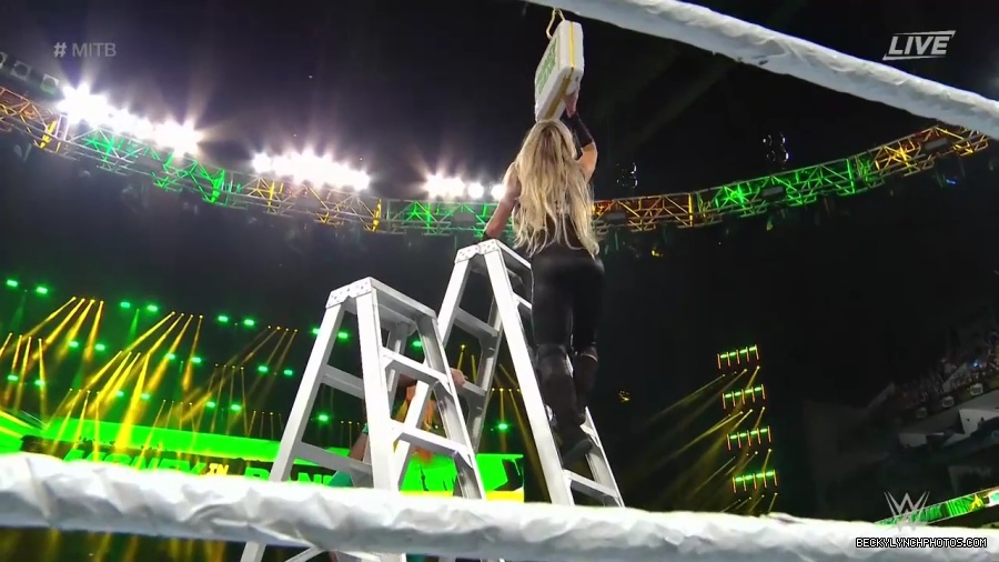 Womens_MITB_mp40676.jpg