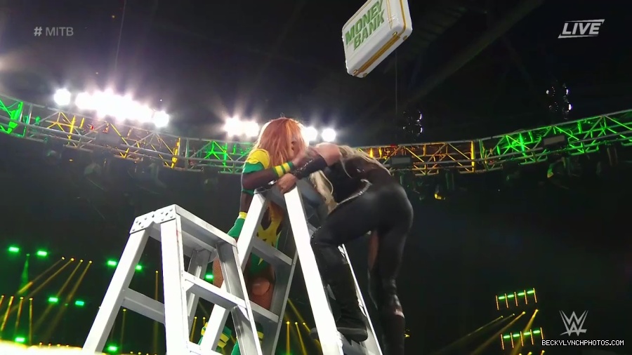 Womens_MITB_mp40691.jpg