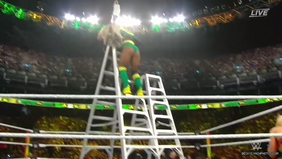 Womens_MITB_mp40696.jpg