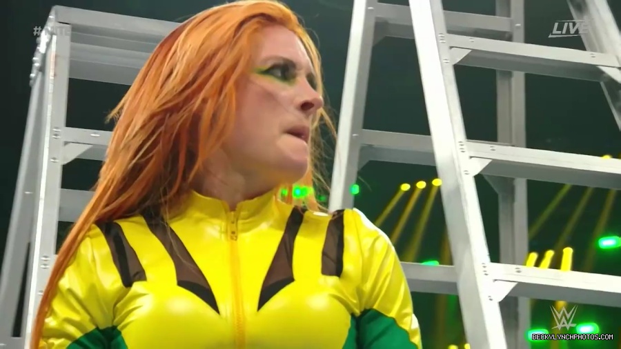 Womens_MITB_mp40759.jpg