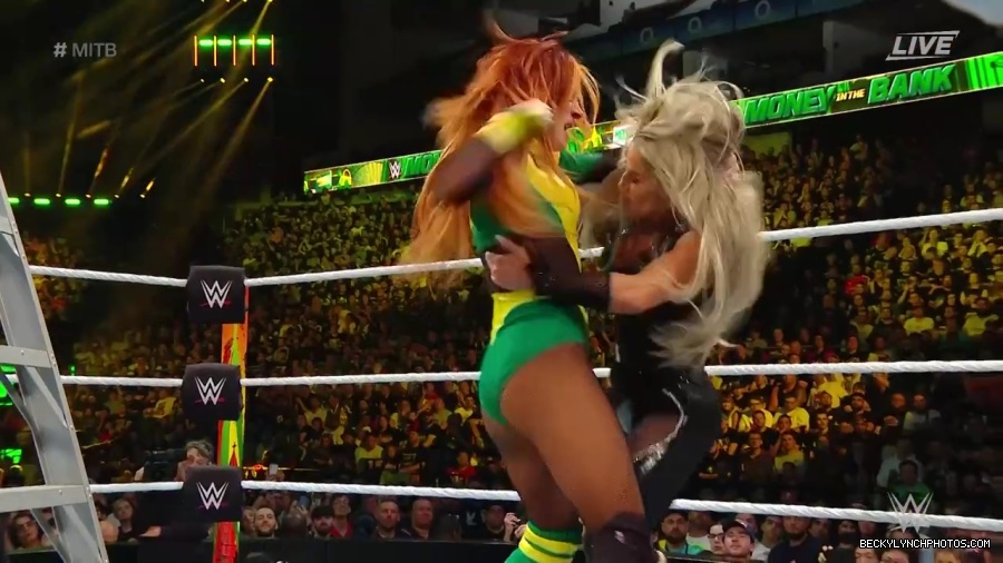 Womens_MITB_mp40762.jpg