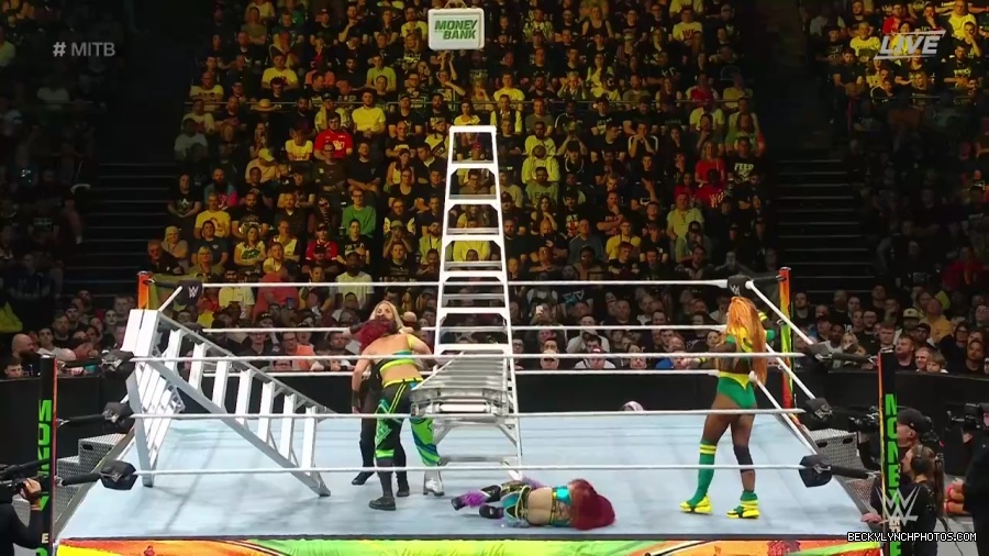 Womens_MITB_mp40818.jpg