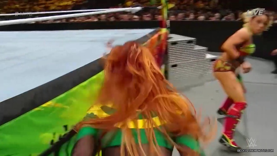Womens_MITB_mp40832.jpg