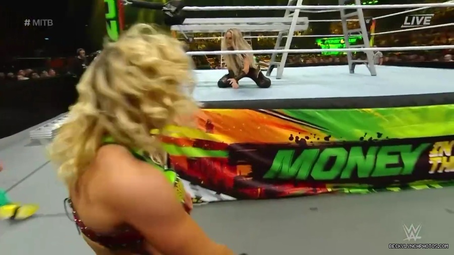 Womens_MITB_mp40837.jpg