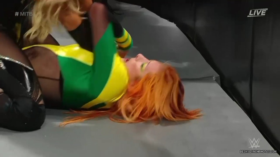 Womens_MITB_mp40867.jpg