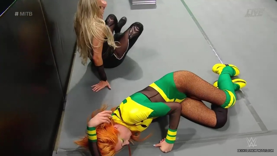 Womens_MITB_mp40871.jpg