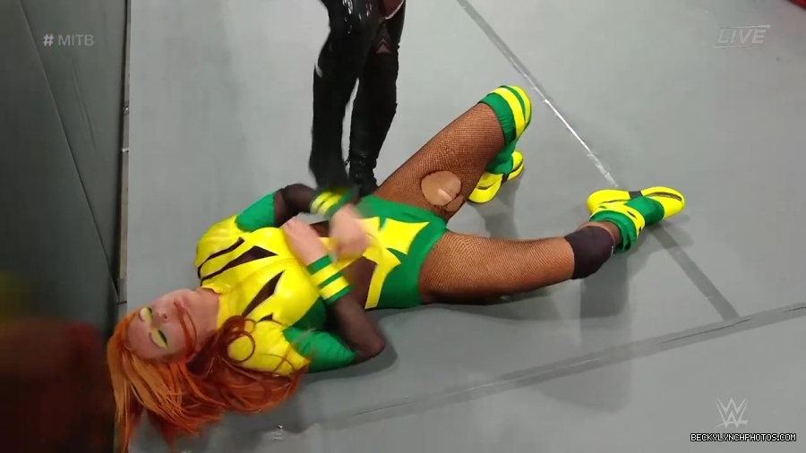 Womens_MITB_mp40874.jpg