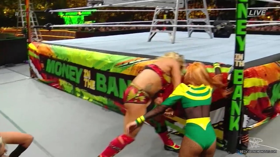 Womens_MITB_mp40879.jpg
