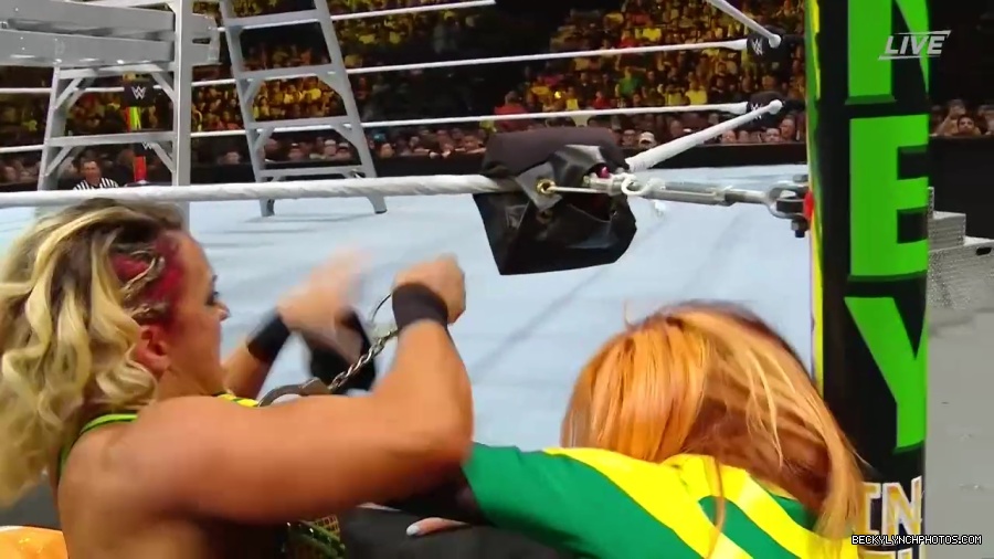 Womens_MITB_mp40889.jpg