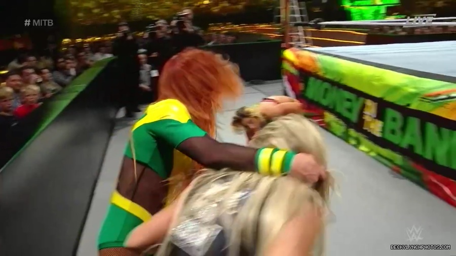 Womens_MITB_mp40896.jpg