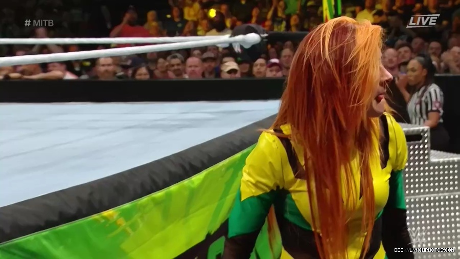 Womens_MITB_mp40905.jpg
