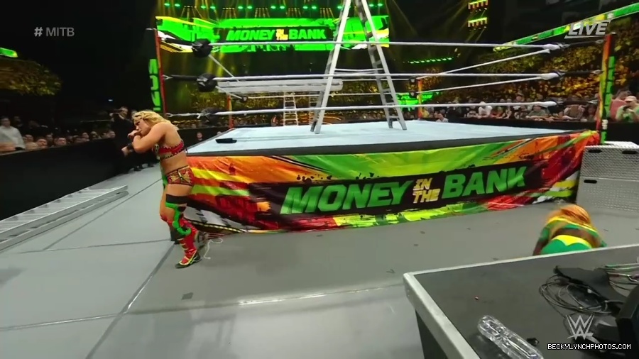 Womens_MITB_mp40921.jpg
