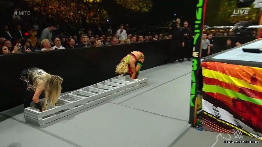 Womens_MITB_mp40924.jpg
