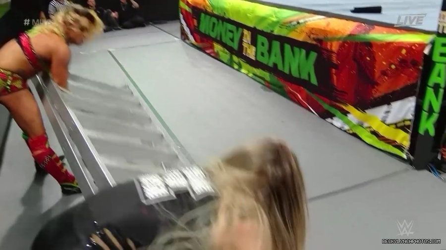 Womens_MITB_mp40926.jpg