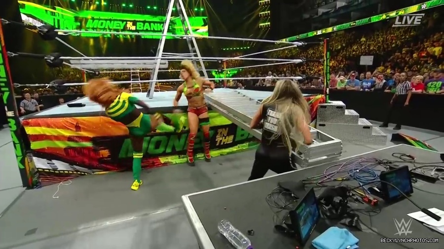 Womens_MITB_mp40932.jpg