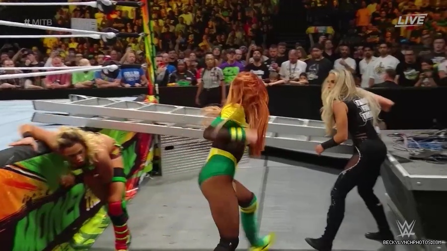 Womens_MITB_mp40933.jpg