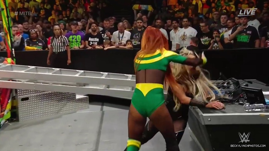 Womens_MITB_mp40934.jpg