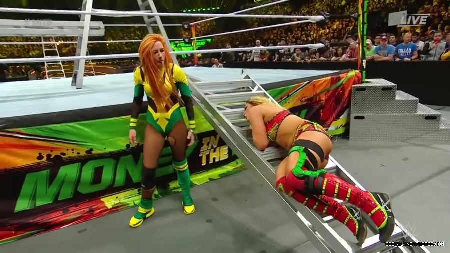 Womens_MITB_mp40943.jpg