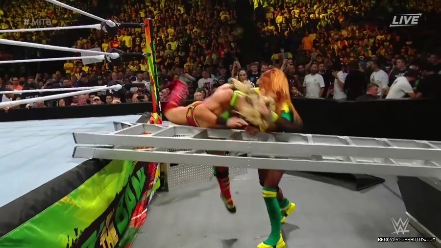 Womens_MITB_mp40958.jpg