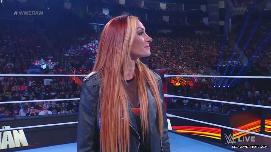 WWE_Monday_Night_Raw_2023_07_31_720p_HDTV_x264-NWCHD_mp40741.jpg