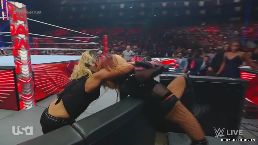 WWE_Monday_Night_Raw_2023_07_31_720p_HDTV_x264-NWCHD_mp41027.jpg