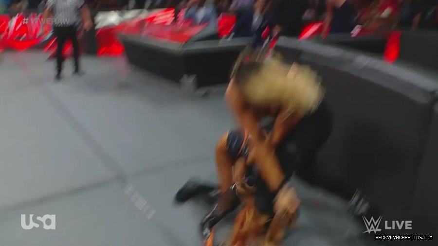 WWE_Monday_Night_Raw_2023_07_31_720p_HDTV_x264-NWCHD_mp41028.jpg