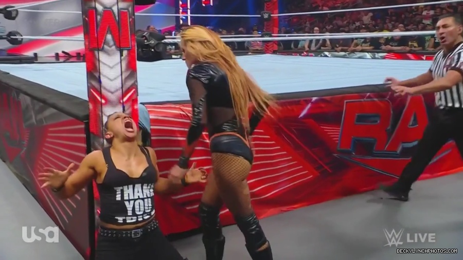 WWE_Monday_Night_Raw_2023_07_31_720p_HDTV_x264-NWCHD_mp41040.jpg