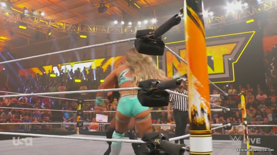 NXT_September_12th_mp41198.jpg