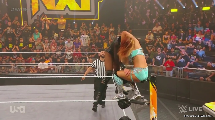 NXT_September_12th_mp41239.jpg