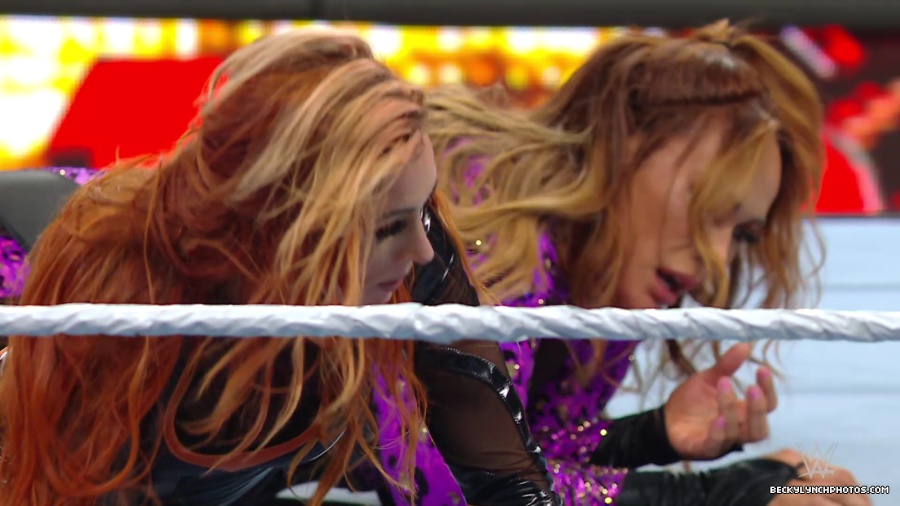WWE_Raw_01_01_24_Becky_vs_Nia_mp40355.jpg